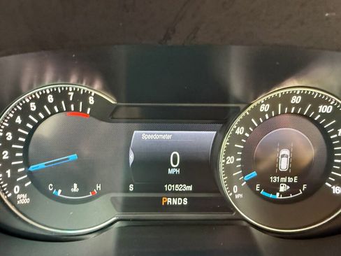 Used 2017 Ford Explorer Platinum image 14