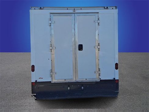 Used 2022 Ford E-350 and Econoline 350 Super Duty w/ Power Windows & Locks Group image 5