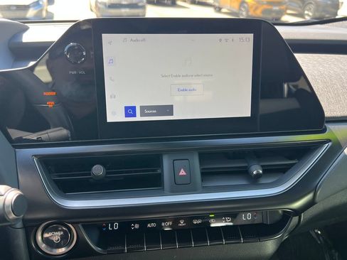 Used 2024 Lexus UX 250h F Sport FWD image 31