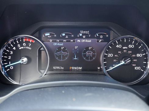 Used 2022 Ford F250 Lariat w/ Black Appearance Package AWD/4WD image 10