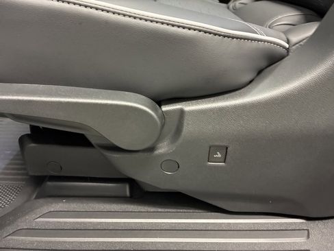 New 2026 Buick Enclave Sport Touring w/ Power Package image 42