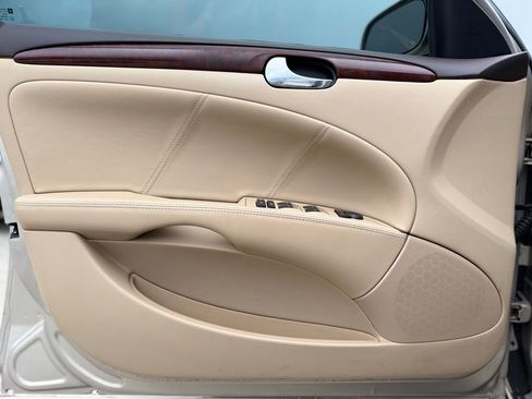 Used 2008 Buick Lucerne CX FWD image 13