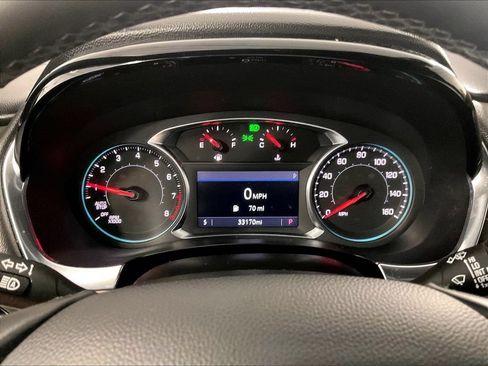 Used 2023 Chevrolet Traverse LT AWD/4WD image 24