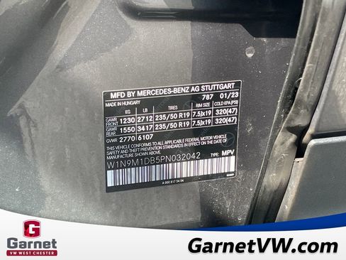 Used 2023 Mercedes-Benz EQB 350 4MATIC SUV image 29