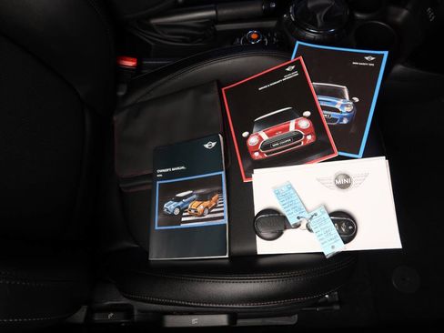 Used 2015 MINI Cooper S image 25