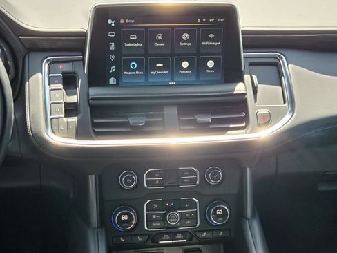 Certified 2023 Chevrolet Tahoe Z71 w/ Luxury Package AWD/4WD image 15