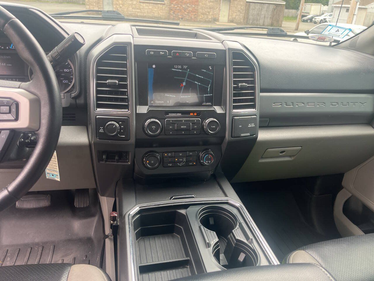 Used 2019 Ford F350 XLT w/ XLT Premium Package AWD/4WD image 9