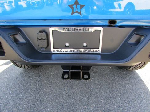 Used 2023 Jeep Gladiator Sport AWD/4WD image 8