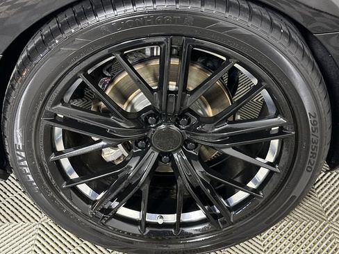 Used 2017 Chevrolet Camaro LT RWD image 34
