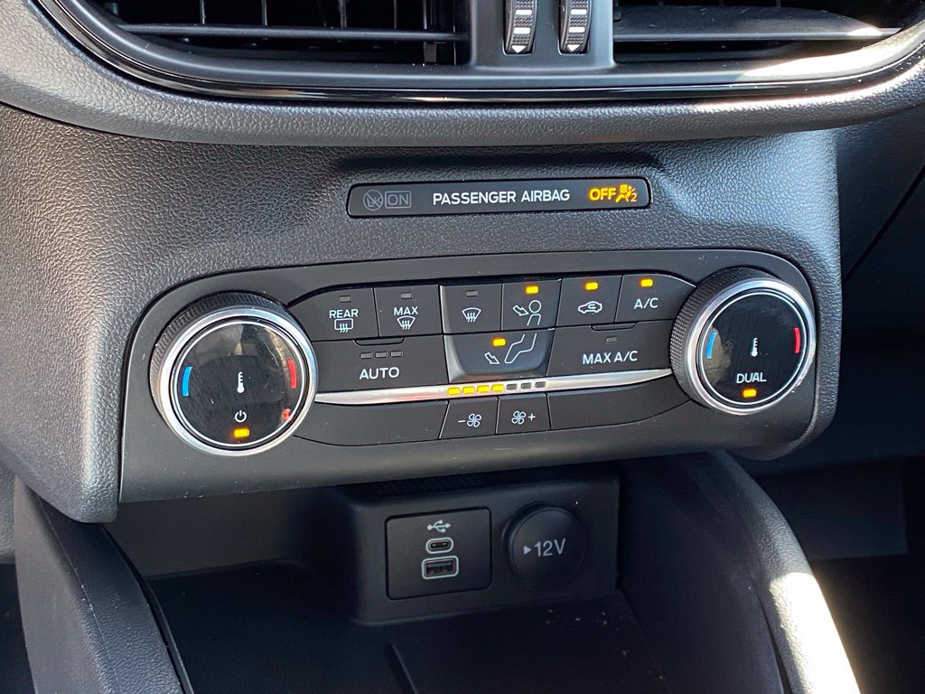 Used 2025 Ford Escape ST-Line FWD image 19