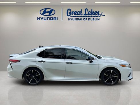Used 2019 Toyota Camry XSE FWD image 6