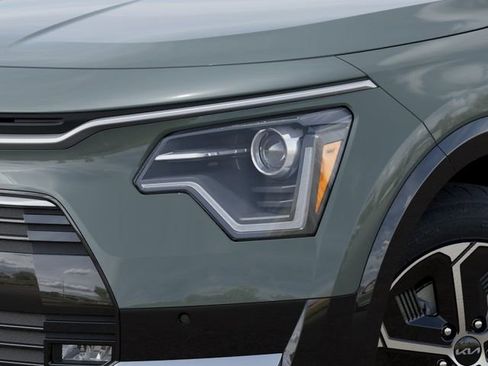 New 2026 Kia Niro FWD image 10