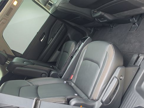 Used 2023 Nissan Pathfinder SL w/ SL Premium Package AWD/4WD image 38