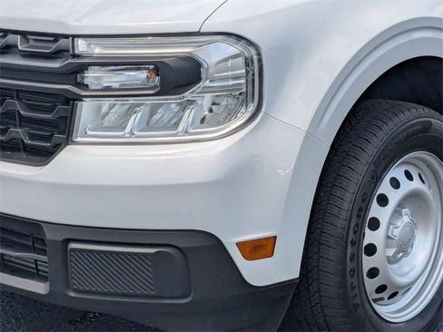 Used 2023 Ford Maverick XL image 9