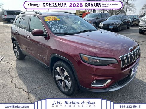 Used 2019 Jeep Cherokee Limited image 1