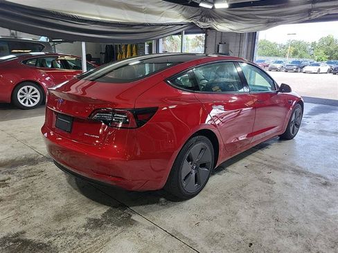 Used 2022 Tesla Model 3 Long Range AWD/4WD image 3
