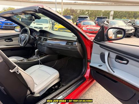 Used 2013 BMW 335i Convertible w/ Premium Pkg RWD image 27