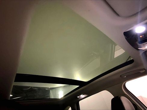 Certified 2023 Kia Sorento SX image 29