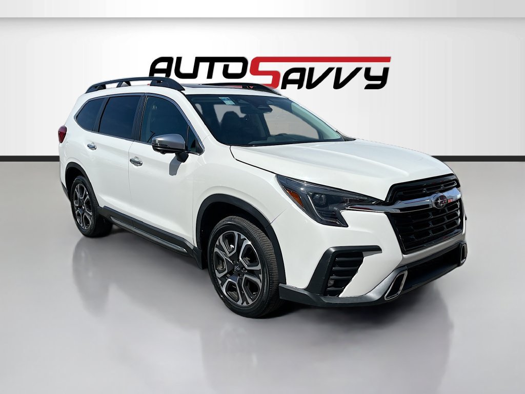 Used 2023 Subaru Ascent Touring AWD/4WD image 1