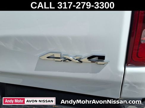 Used 2022 RAM 1500 Laramie AWD/4WD image 11