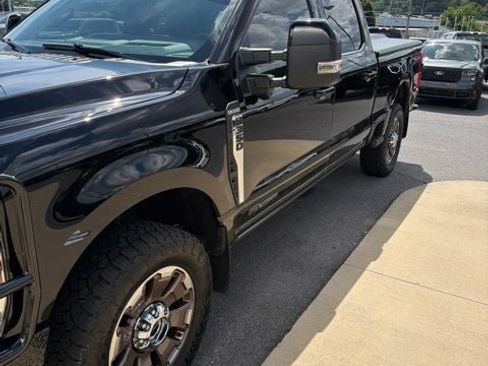 Used 2024 Ford F350 King Ranch AWD/4WD image 3