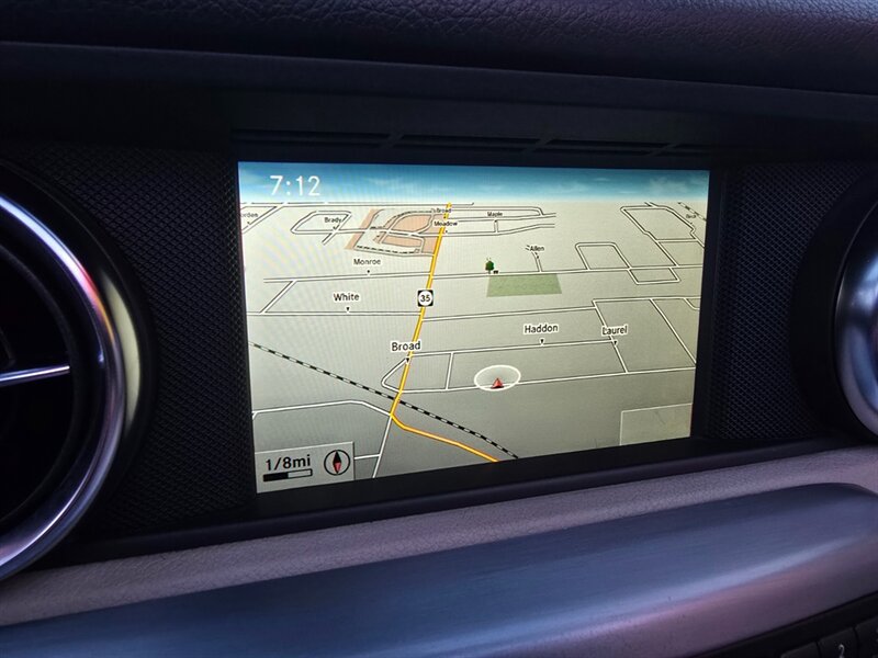 Used 2014 Mercedes-Benz SLK 55 AMG image 9