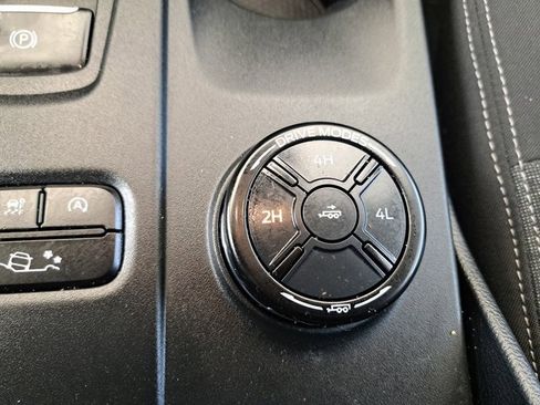 Used 2024 Ford Ranger XLT w/ FX4 Off-Road Package image 16