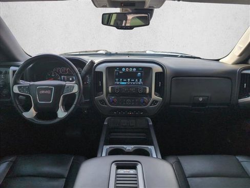 Used 2018 GMC Sierra 1500 SLT image 16