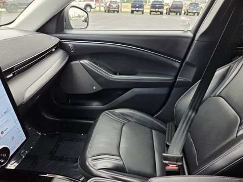 Certified 2025 Ford Mustang Mach-E Premium AWD/4WD image 15