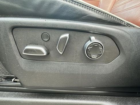 Used 2023 GMC Yukon Denali Ultimate image 24