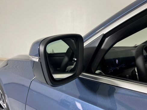 New 2026 BMW 330i xDrive Sedan w/ Premium Package image 20