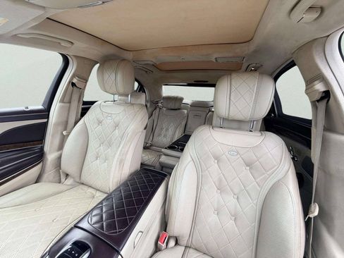 Used 2017 Mercedes-Benz S 550 4MATIC Sedan image 20