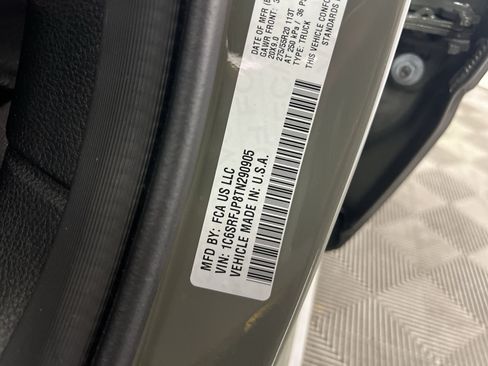Used 2026 RAM 1500 Laramie AWD/4WD image 30