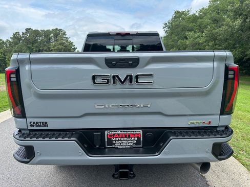 Used 2024 GMC Sierra 2500 AT4 w/ AT4 Premium Plus Package AWD/4WD image 6