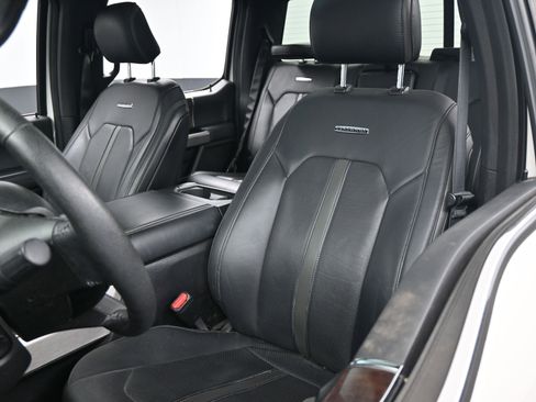 Used 2015 Ford F150 Platinum w/ Equipment Group 701A Luxury image 23