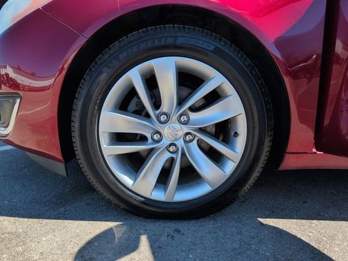 Used 2017 Buick Regal AWD image 29