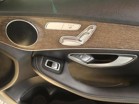 Used 2019 Mercedes-Benz C 300 4MATIC Sedan image 51