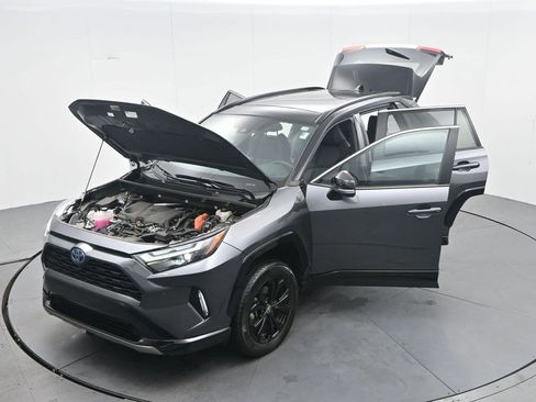 Used 2024 Toyota RAV4 XSE w/ Advanced Technology Package AWD/4WD image 28
