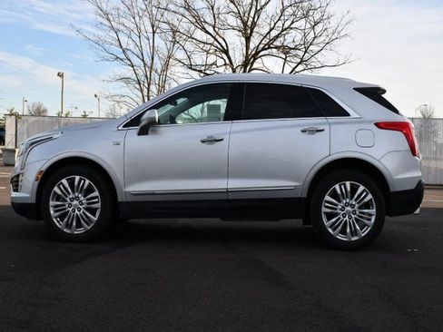 Used 2017 Cadillac XT5 Premium Luxury image 4