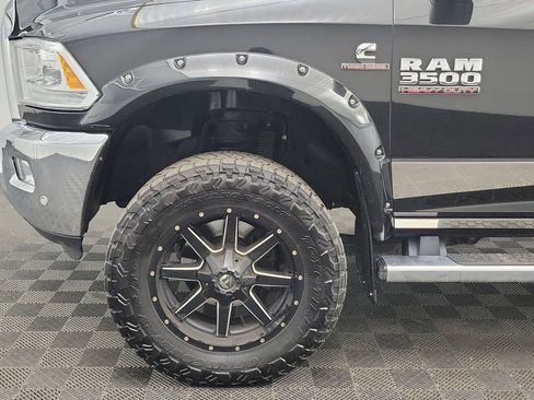 Used 2018 RAM 3500 Laramie w/ Cold Weather Group image 10