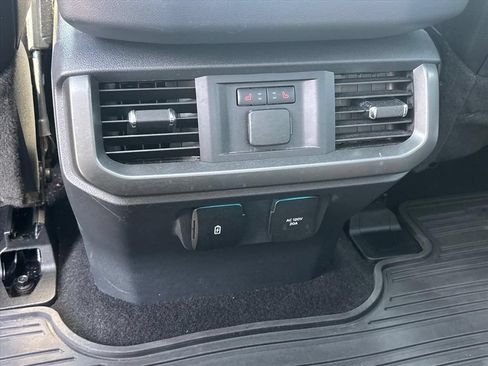 Used 2024 Ford F150 Lariat w/ Equipment Group 502A High AWD/4WD image 21