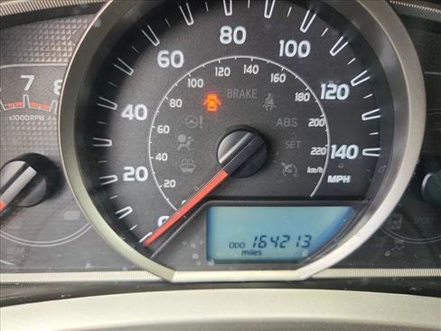 Used 2015 Toyota RAV4 LE AWD/4WD image 11