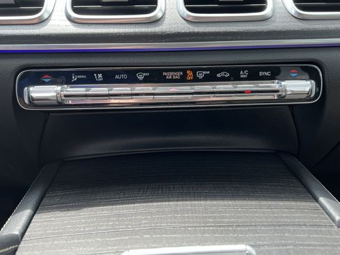 Certified 2020 Mercedes-Benz GLE 350 4MATIC image 29