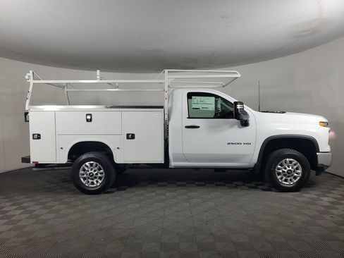 New 2026 Chevrolet Silverado 2500 W/T w/ WT Convenience Package RWD image 2