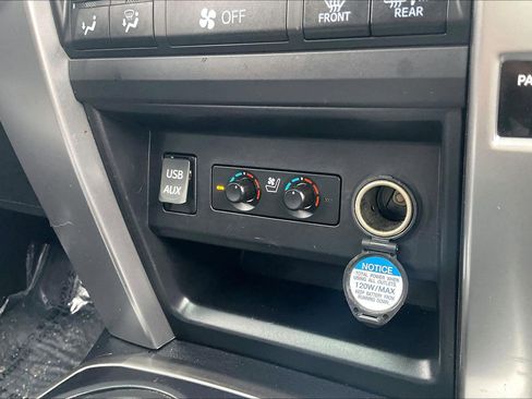 Used 2018 Toyota 4Runner Limited AWD/4WD image 39