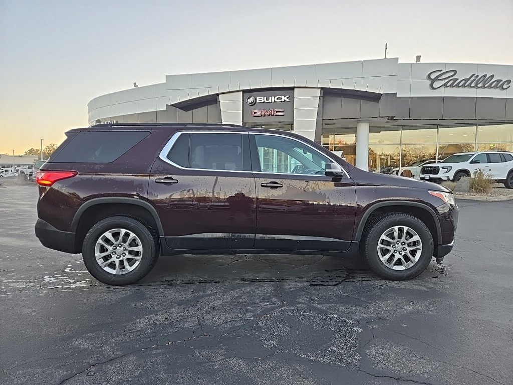 Used 2021 Chevrolet Traverse LT AWD/4WD image 1