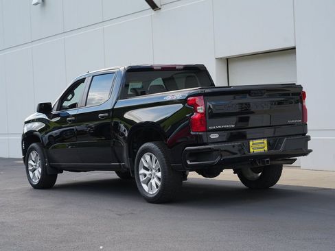 Used 2023 Chevrolet Silverado 1500 Custom AWD/4WD image 5