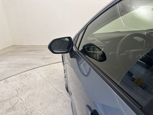 Used 2020 Toyota Corolla LE FWD image 17