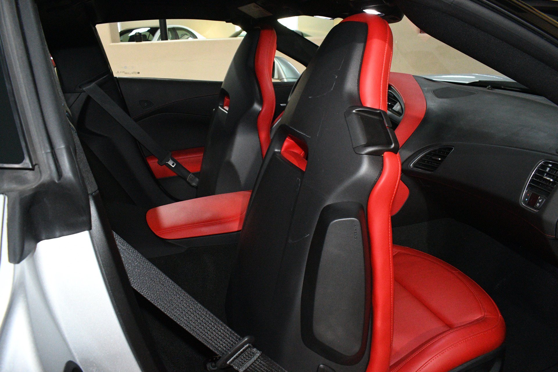 Used 2019 Chevrolet Corvette Grand Sport RWD image 16