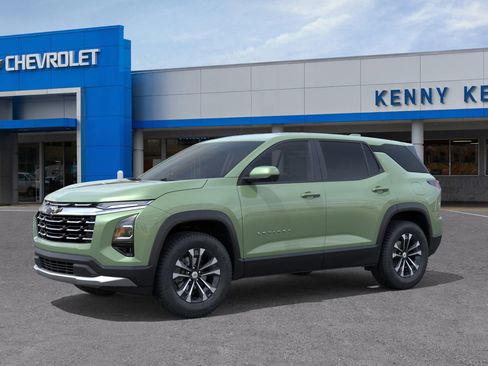 New 2026 Chevrolet Equinox LT w/ Convenience Package II image 2